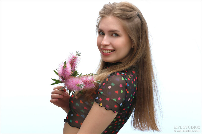 Юлия, 23 года, 2 размер груди